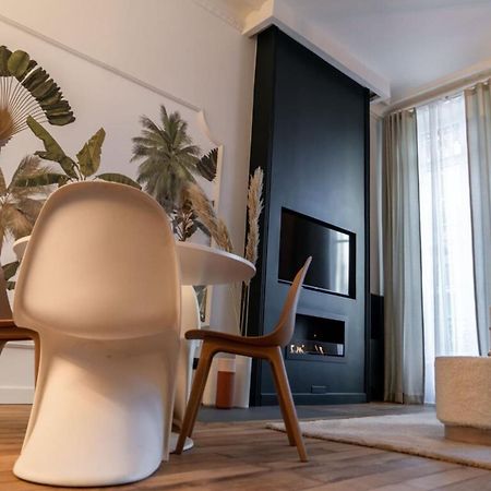 Beige Hospitalite - Coco - Hypercentre-2Chambres-Parking-Zen サン・テティエンヌ エクステリア 写真