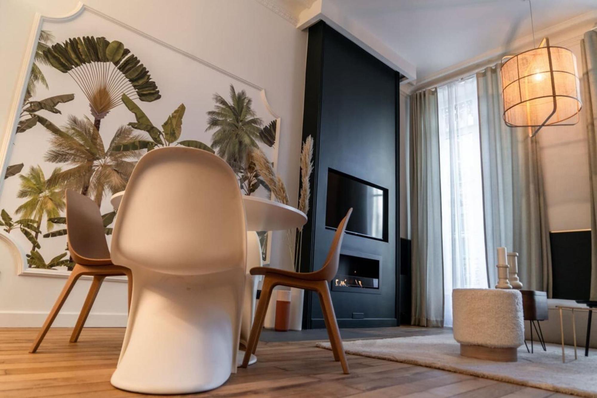 Beige Hospitalite - Coco - Hypercentre-2Chambres-Parking-Zen サン・テティエンヌ エクステリア 写真